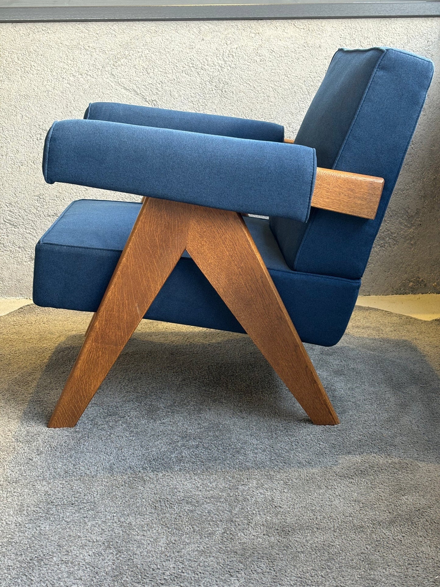 Fotoliu Hardy - disponibil pe stoc